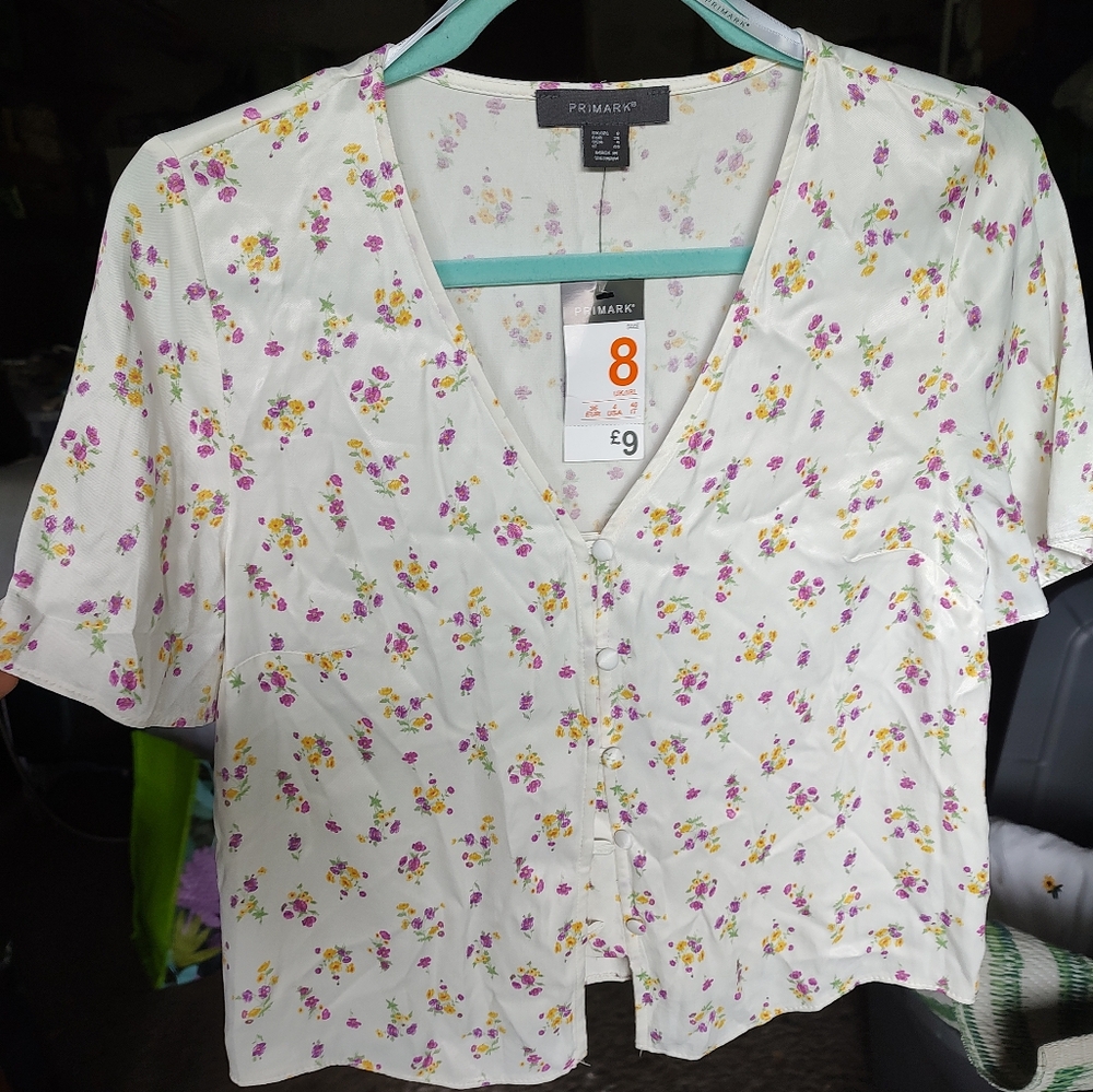 Primark Silky white floral blouse
